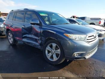  Salvage Toyota Highlander