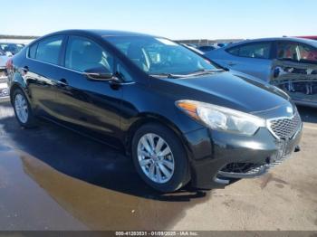  Salvage Kia Forte