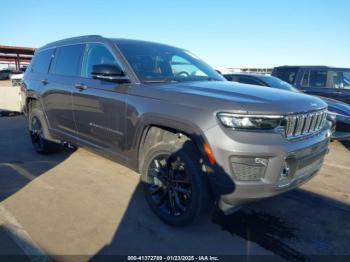  Salvage Jeep Grand Cherokee