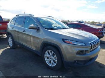  Salvage Jeep Cherokee