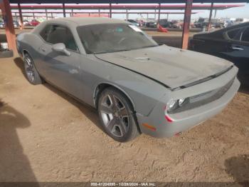  Salvage Dodge Challenger