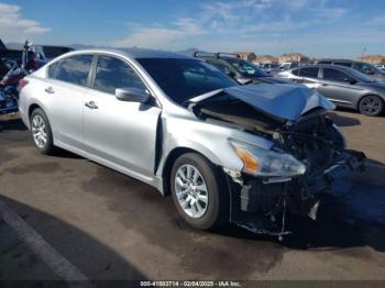  Salvage Nissan Altima