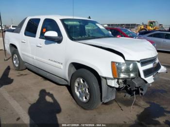  Salvage Chevrolet Avalanche 1500