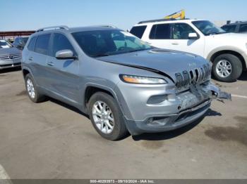  Salvage Jeep Cherokee