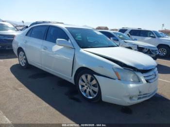  Salvage Toyota Avalon