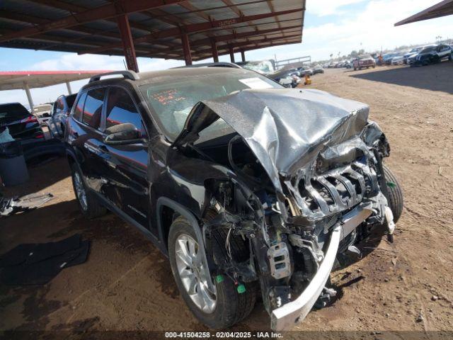  Salvage Jeep Cherokee