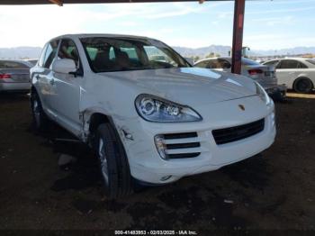  Salvage Porsche Cayenne