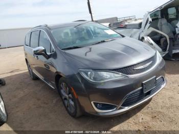  Salvage Chrysler Pacifica