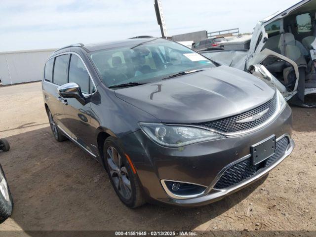  Salvage Chrysler Pacifica