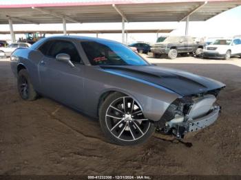  Salvage Dodge Challenger