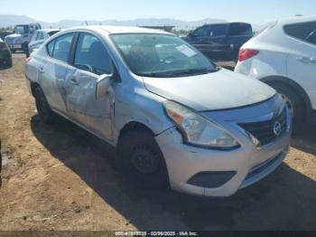  Salvage Nissan Versa