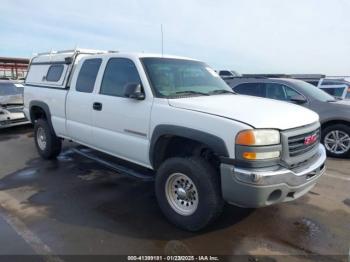  Salvage GMC Sierra 2500