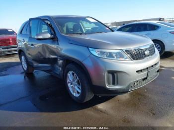  Salvage Kia Sorento