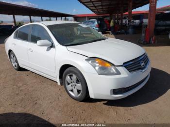  Salvage Nissan Altima