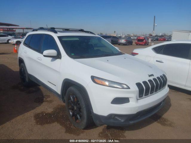  Salvage Jeep Cherokee