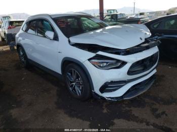  Salvage Mercedes-Benz GLA