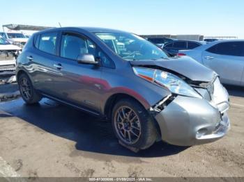  Salvage Nissan LEAF