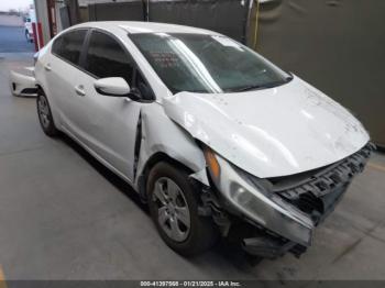  Salvage Kia Forte