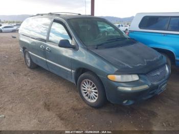  Salvage Chrysler Town & Country