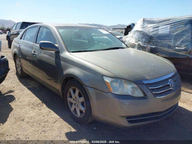  Salvage Toyota Avalon