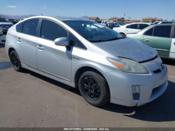  Salvage Toyota Prius