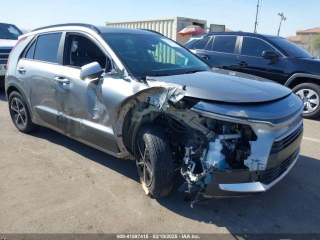  Salvage Kia Niro