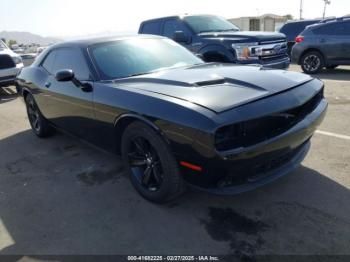  Salvage Dodge Challenger