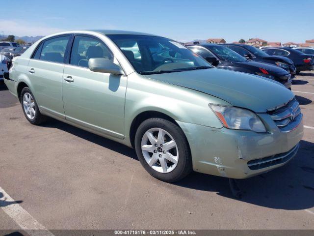  Salvage Toyota Avalon