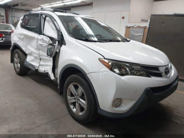  Salvage Toyota RAV4