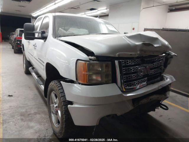  Salvage GMC Sierra 2500