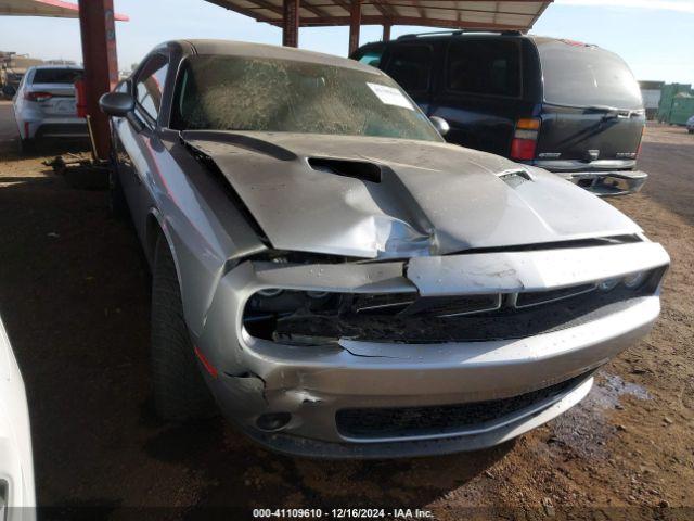  Salvage Dodge Challenger