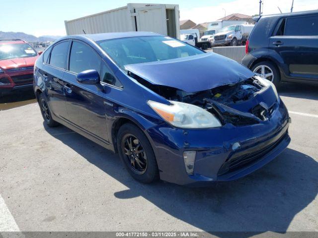  Salvage Toyota Prius