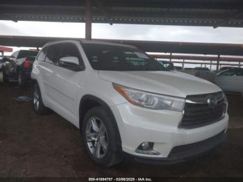  Salvage Toyota Highlander