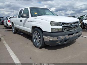  Salvage Chevrolet Silverado 1500