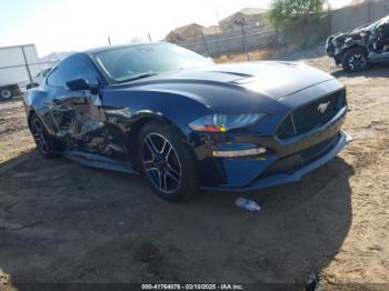  Salvage Ford Mustang