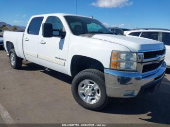  Salvage Chevrolet Silverado 2500