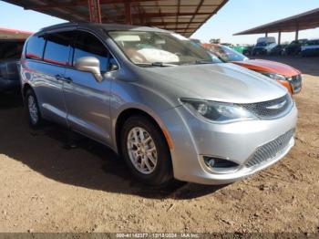  Salvage Chrysler Pacifica