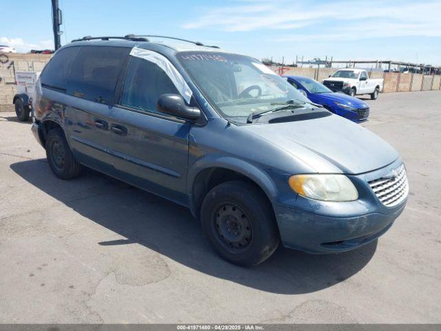  Salvage Chrysler Voyager