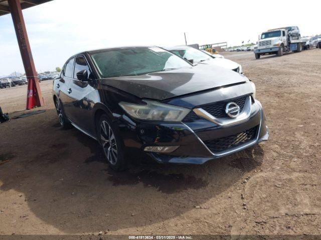  Salvage Nissan Maxima