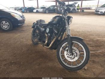  Salvage Harley-Davidson Xl883