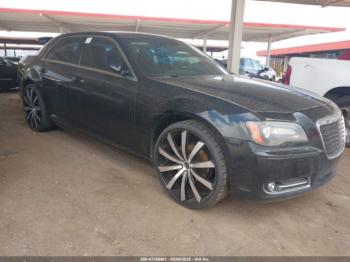  Salvage Chrysler 300