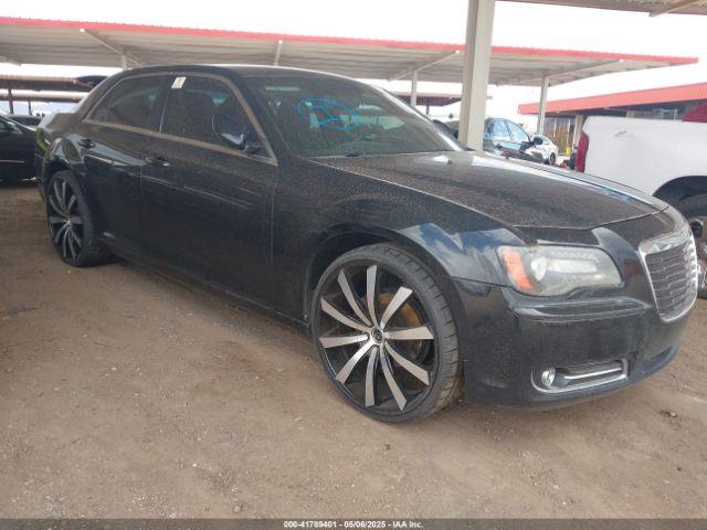  Salvage Chrysler 300