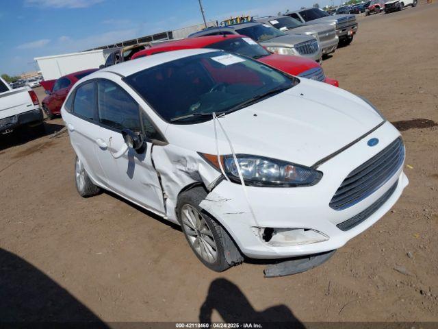  Salvage Ford Fiesta