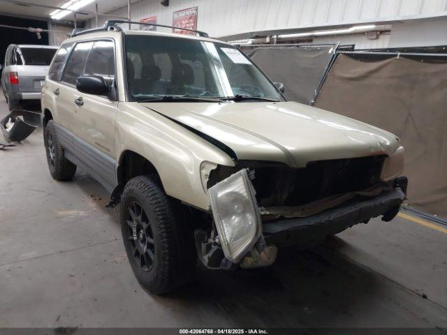  Salvage Subaru Forester