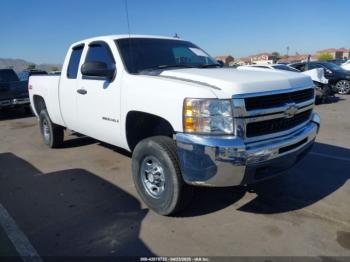  Salvage Chevrolet Silverado 2500