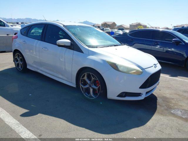  Salvage Ford Focus St