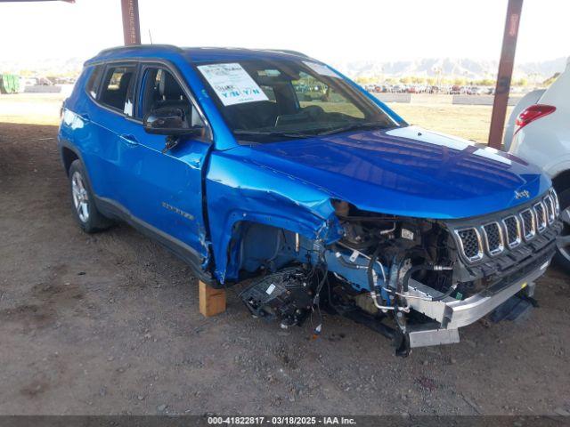 Salvage Jeep Compass