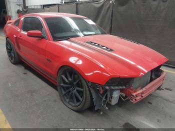  Salvage Ford Mustang