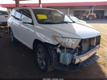  Salvage Toyota Highlander