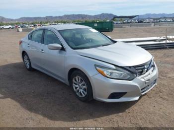  Salvage Nissan Altima